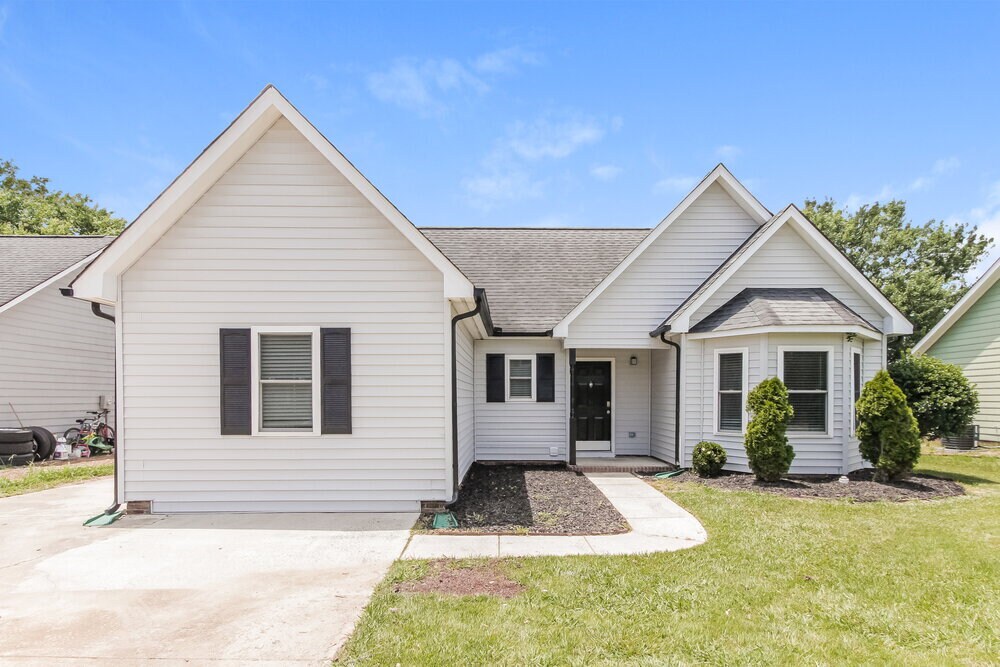 Building Photo - 4907 Hunters Knoll Dr