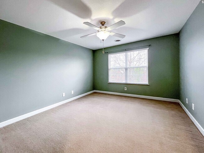 Building Photo - Beautiful 4-Bedroom Home in Hardin Valley with Modern Amenities & Spacious Living