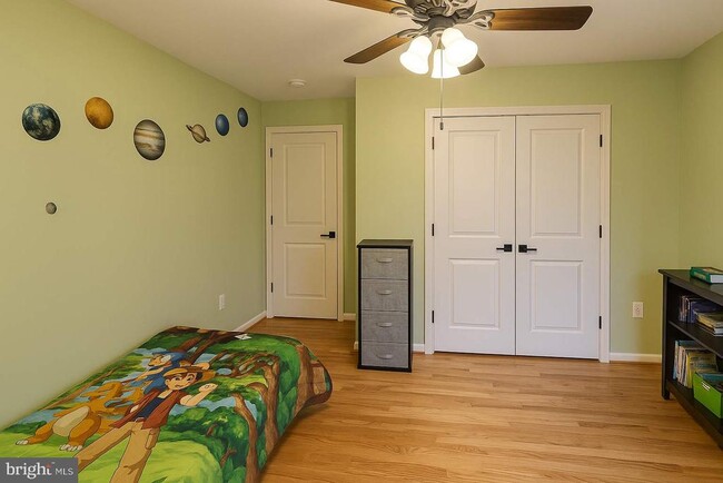 Building Photo - 23605 Clarksmeade Dr