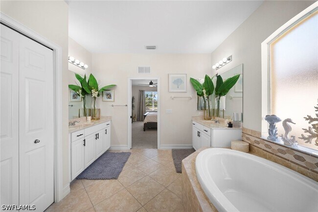 Building Photo - 14321 Manchester Dr