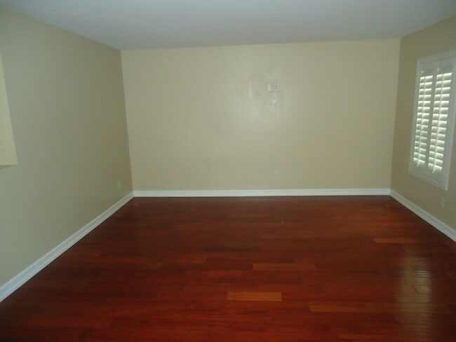 Building Photo - Huge 4 bedroom Masterpiece in the Terra Vista Community For Rent