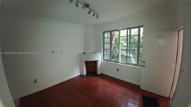 Building Photo - 1341 Meridian Ave