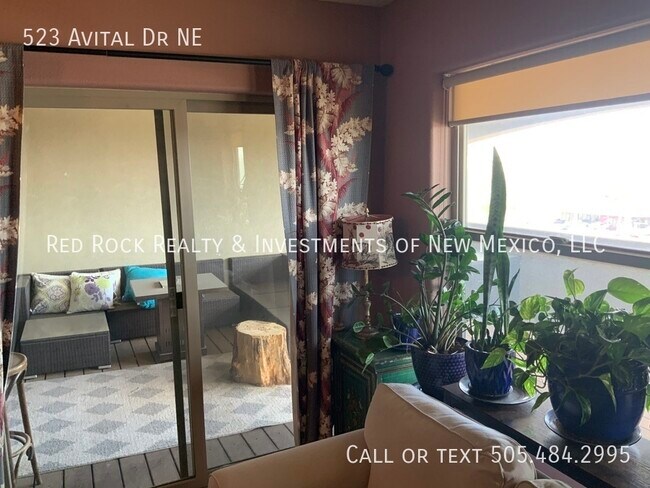 Building Photo - 523 Avital Dr NE