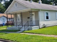 Building Photo - 3 bedroom 1 bath