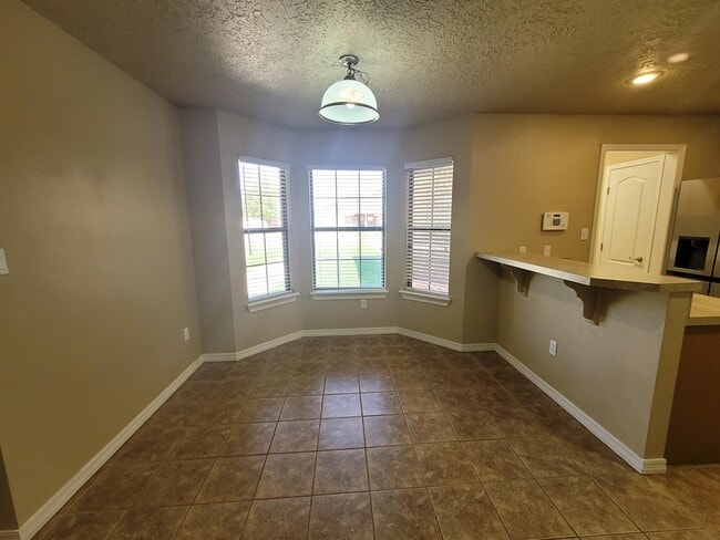 Building Photo - 4520 Sandstone Dr
