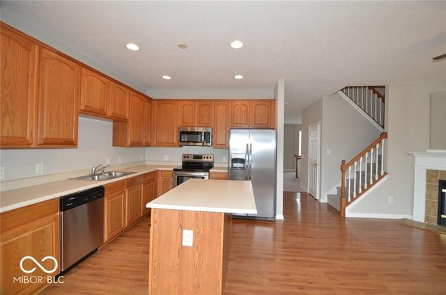 Building Photo - 11896 Esty Way