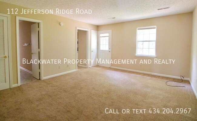 Building Photo - 112 Jefferson Ridge Rd