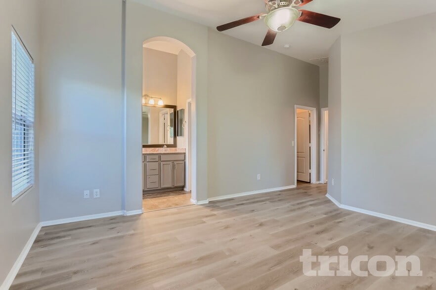 Building Photo - 4047 E Tanzanite Ln