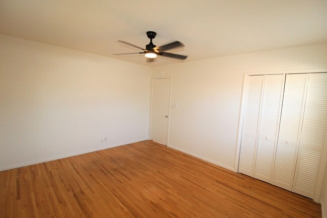 Building Photo - 2352 Pierpont Blvd