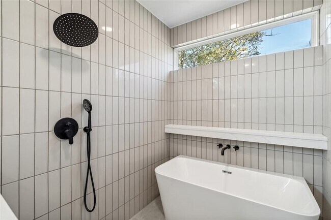 Building Photo - 3117 Evella St