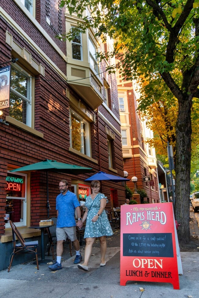 Building Photo - 2319 NW Raleigh St