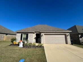 Building Photo - 253 Berkshire Pl