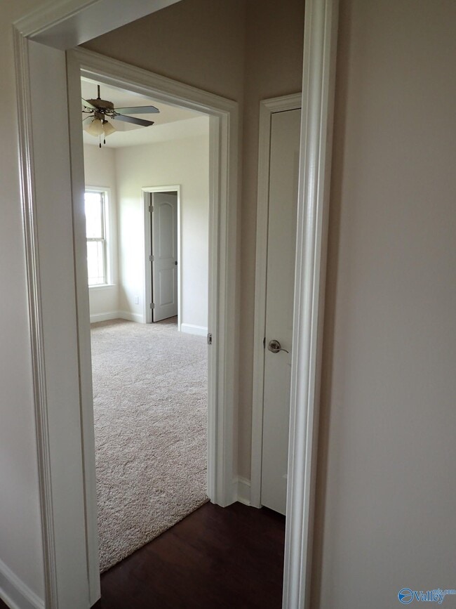 Building Photo - 29635 Laura Ridge Dr NW