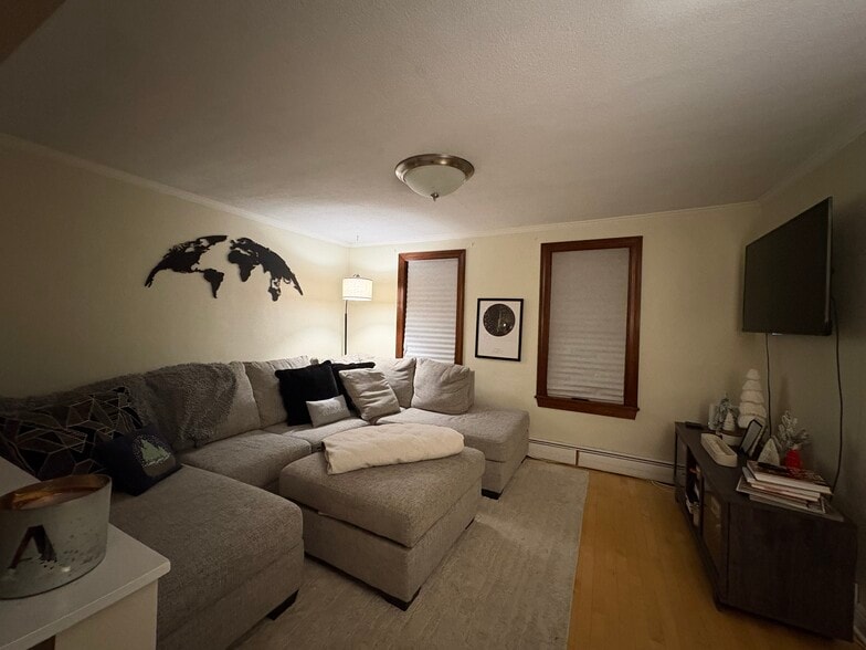 Living Room - 1313 N 67th St