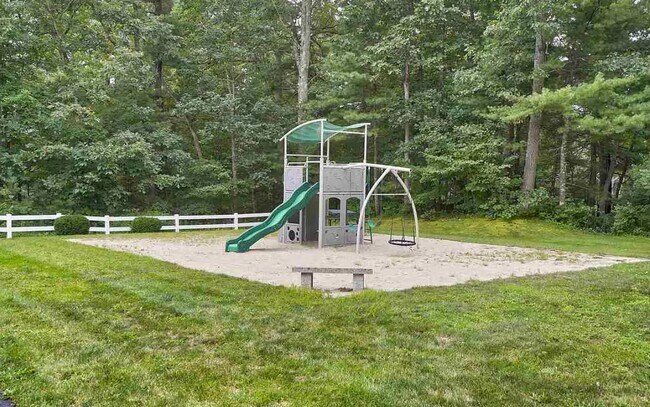 Building Photo - 7B Farnum Ct