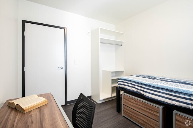 4BR, 2BA - 1012SF - The Reserve Student Apartments