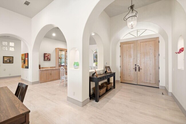 Building Photo - 73110 Calliandra St