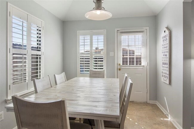 Building Photo - 893 Bent Sail Ln