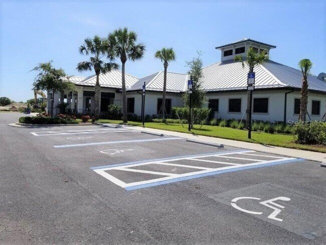 Building Photo - 14184 Heritage Landing Blvd