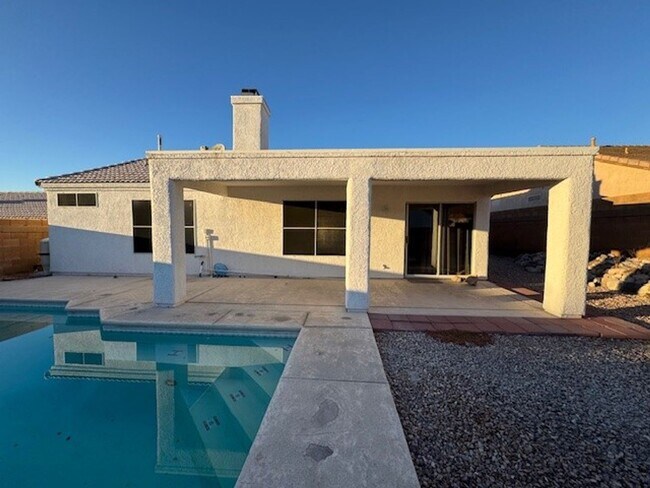Building Photo - Pool Home with 3Bedrooms +Bonus Room Bullhead Parkway-Desert Foothills Estates- Can Be "Furnished...