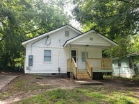 Building Photo - 805 Lakeland St