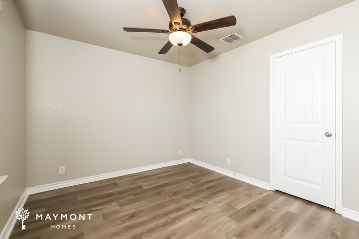 Building Photo - 831 Brown Thrasher