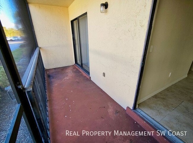 Building Photo - 12471 McGregor Blvd