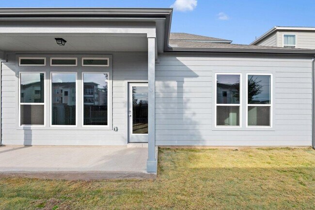 Building Photo - 2209 Grenache Dr