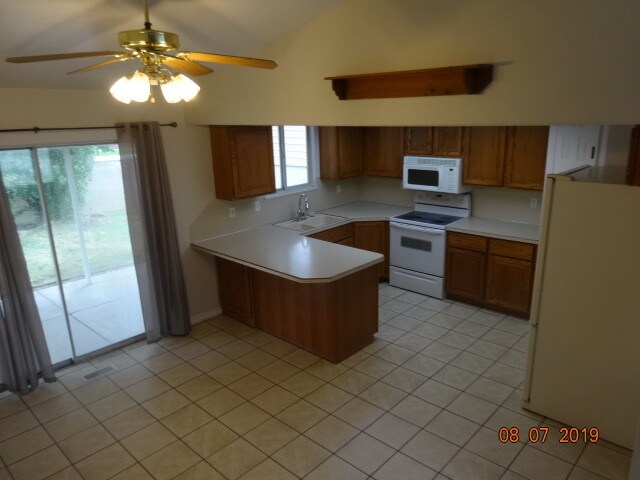 Building Photo - 5365 S 3750 W