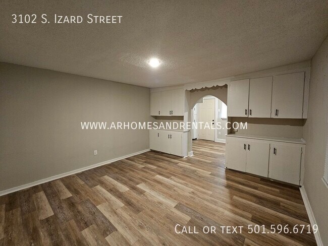 Building Photo - 3102 S Izard St