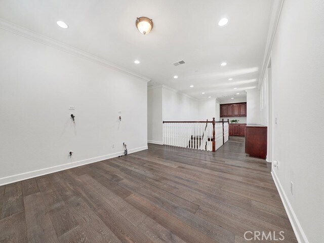 Building Photo - 9306 Lily Ave