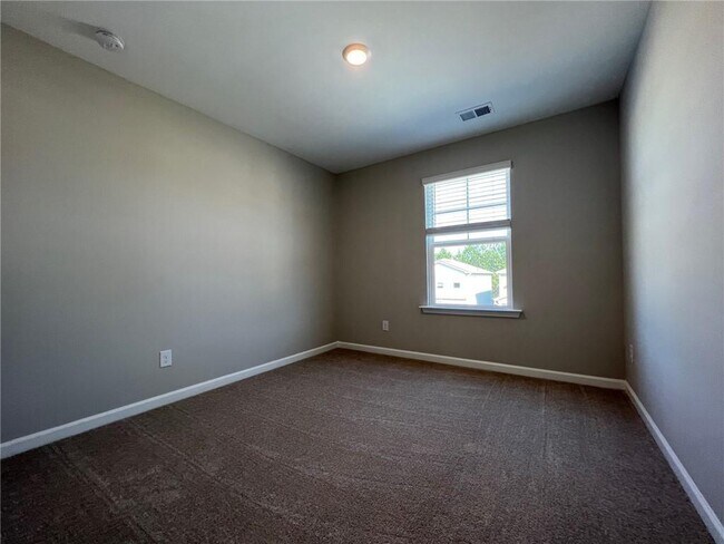 Building Photo - 119 Seed Ln