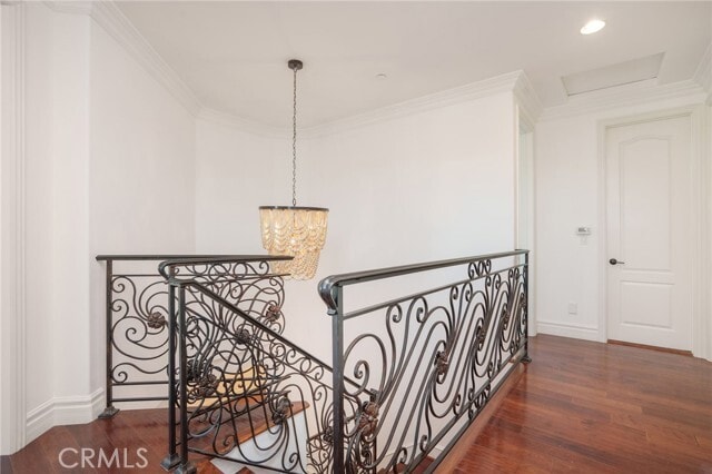 Building Photo - 2005 Robinson St