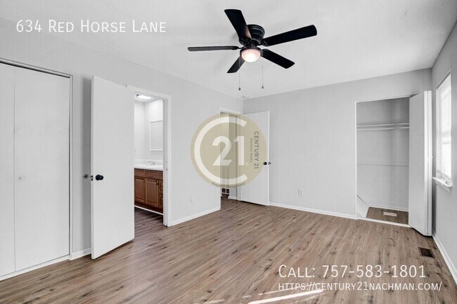 Building Photo - 634 Red Horse Ln