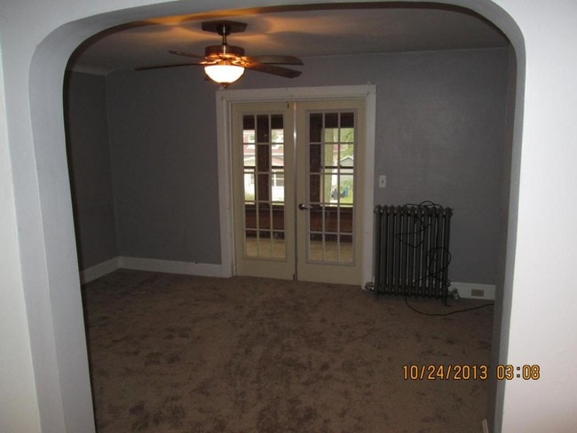 Building Photo - 1217 Park Ave