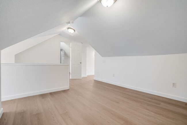 Building Photo - Beautiful 3 Bed, 2 Bath Rental Home in Arb...