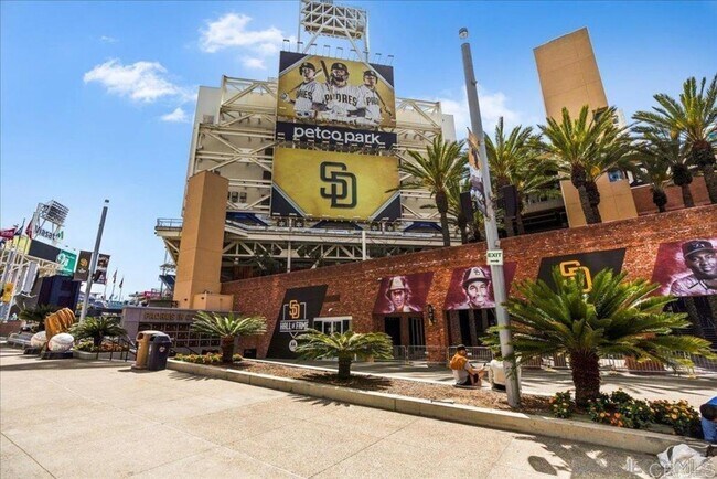 Building Photo - Ballpark View Condo at The Legend!