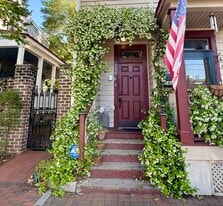 Building Photo - 541 E Taylor St