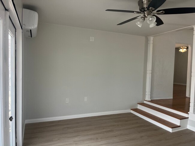 Building Photo - 6943 Saranac St