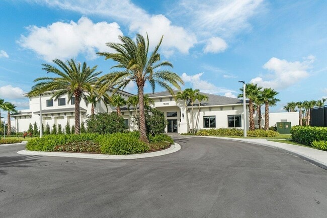 Building Photo - 15380 Blue River Rd