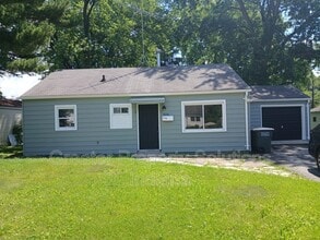 Building Photo - 506 Parkside Ave