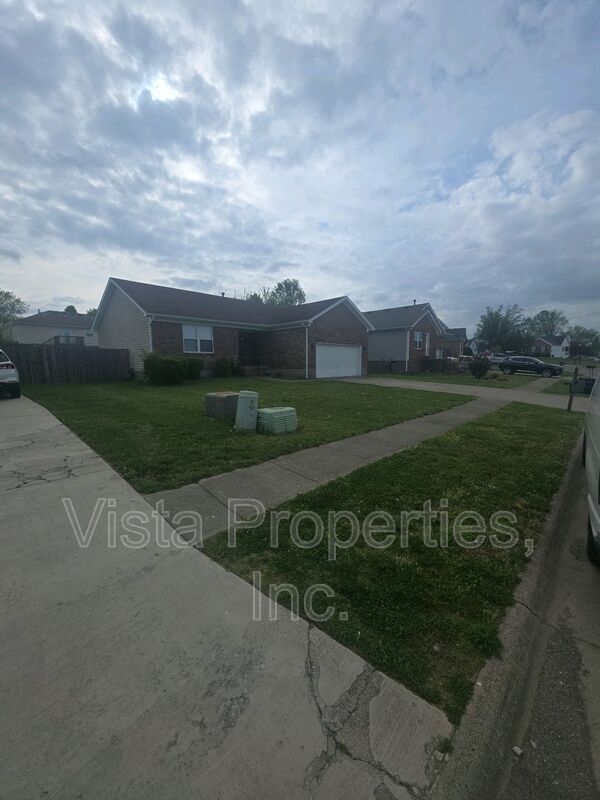 Building Photo - 6917 Colrain Cir