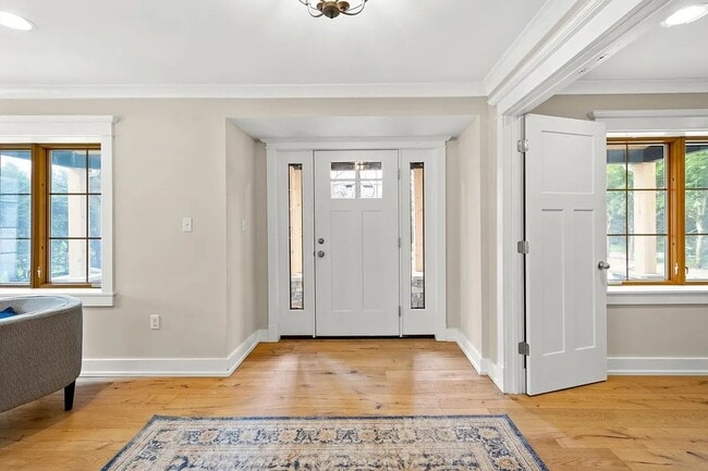 Building Photo - 5 Bed 5 Bath Single Family Home in Edgeworth