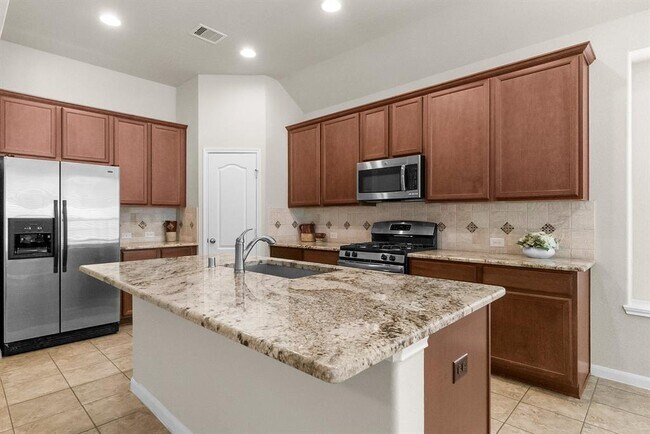 Building Photo - 3534 Woods Estates Dr