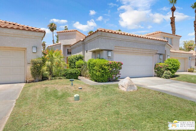 Building Photo - 29921 E Trancas Dr