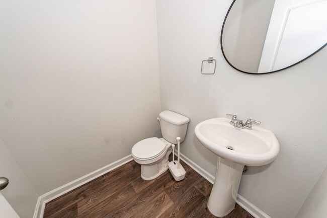 Building Photo - 4 Bedroom 2.5 Bath Home in Cane Bay Planta...