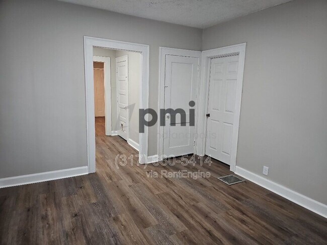 Building Photo - 2031 Southeastern Ave