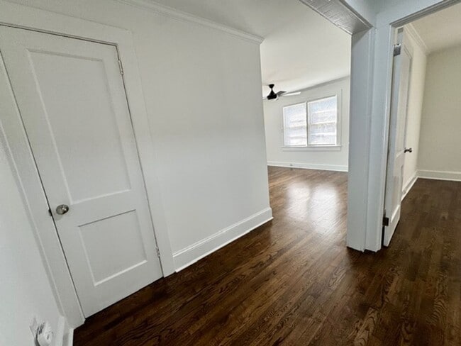 Building Photo - Renovated 2 bedroom 1 bathroom house ready...