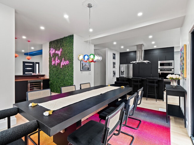 Building Photo - 25 N Rose Blvd