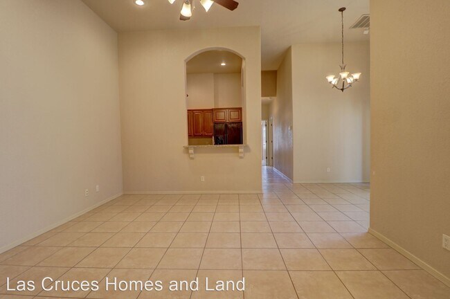 Building Photo - 2 br, 2 bath House - 1293 Mission Nuevo Un...